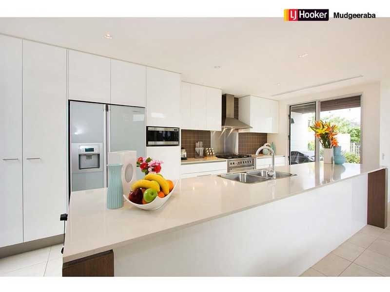 835 Legend Trail, Robina QLD 4226