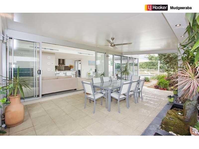 835 Legend Trail, Robina QLD 4226