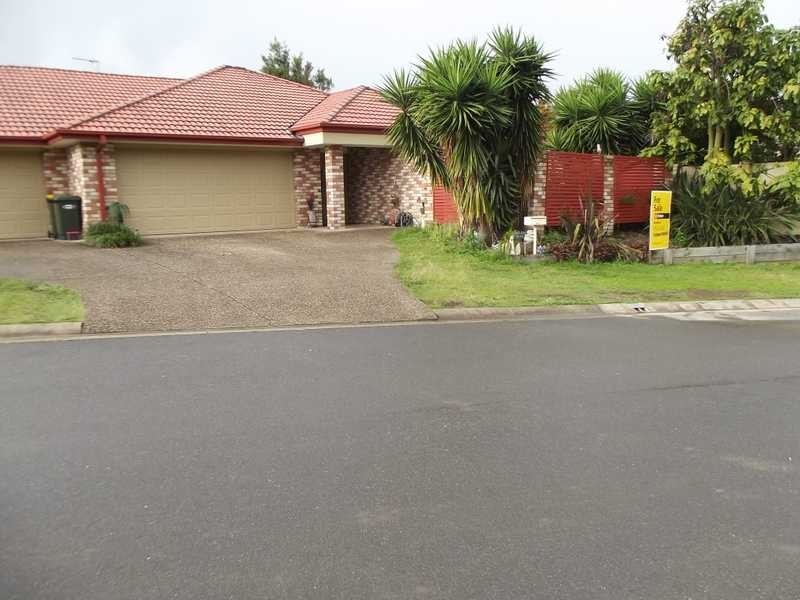 2/7 Maidenhair Place, Robina QLD 4226