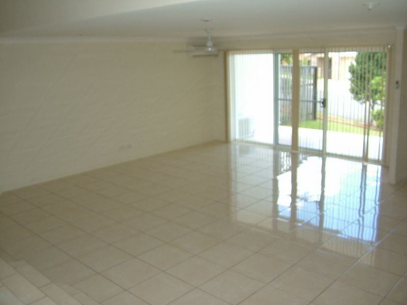 1/34 Worchester Terrace, Reedy Creek QLD 4227