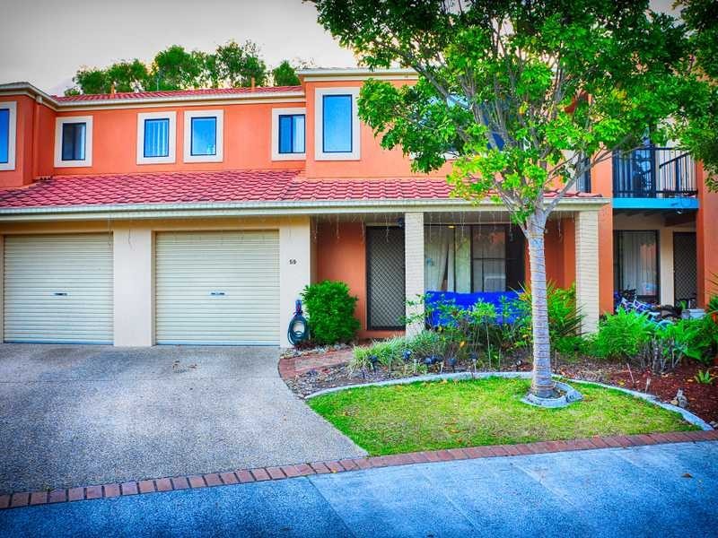 1 Warbler Parade, Varsity Lakes QLD 4227