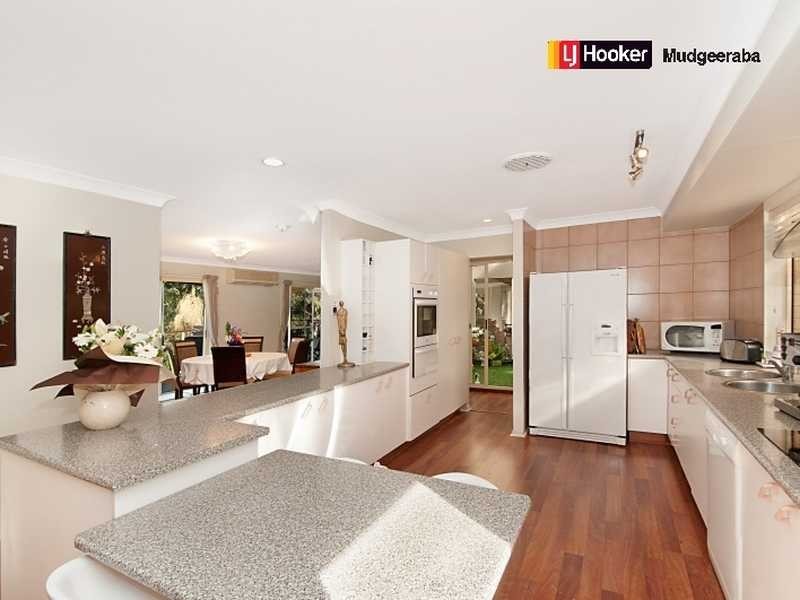 14 Amulla Court, Mudgeeraba QLD 4213