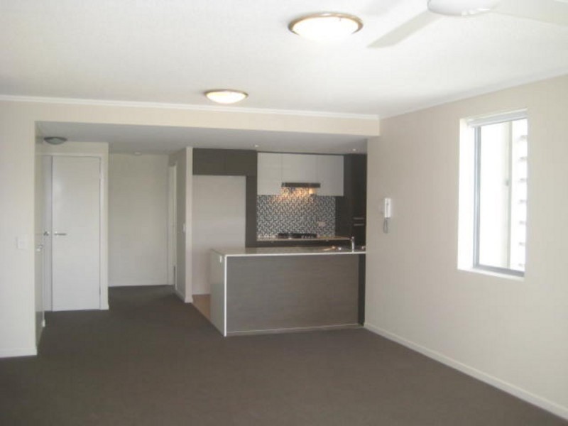 1/154 Musgrave Avenue, Southport QLD 4215
