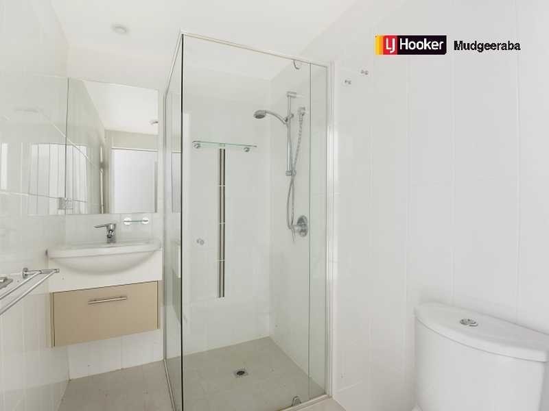 1107/2 Activa Way, Hope Island QLD 4212