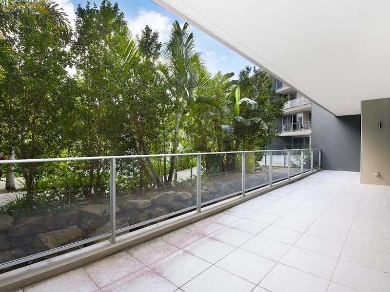 1107/2 Activa Way, Hope Island QLD 4212