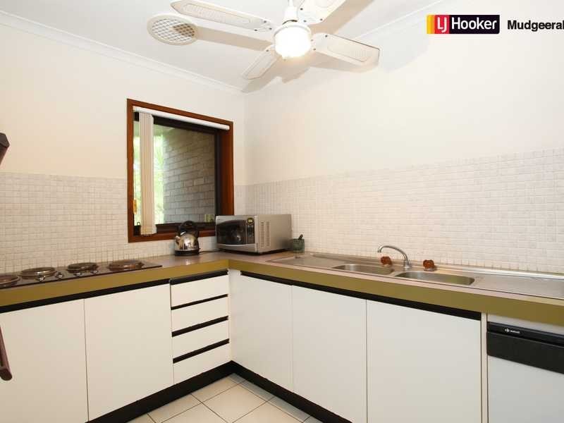 21/17 Duet Drive, Mermaid Waters QLD 4218