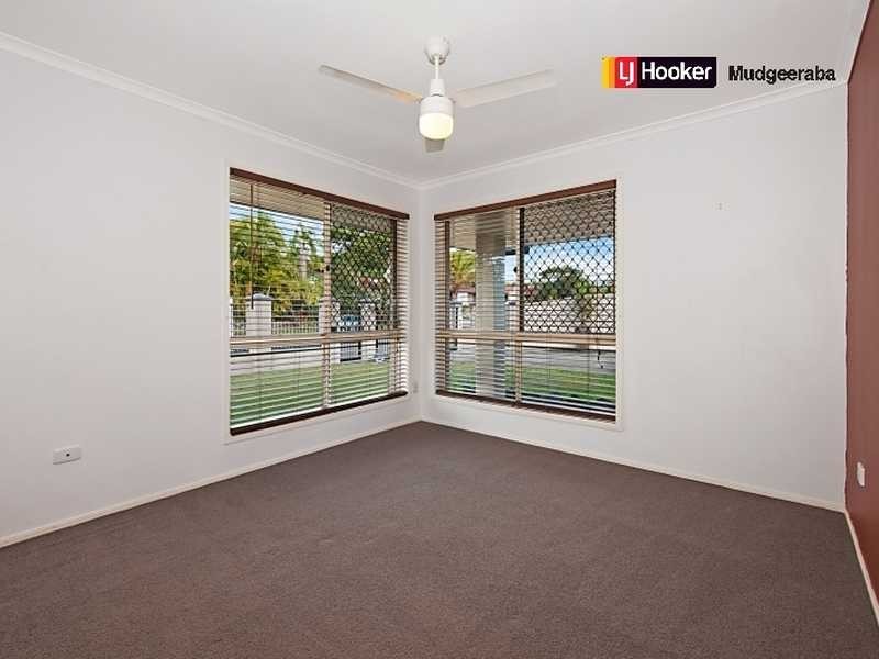 180 Wallandra Rd, Mudgeeraba QLD 4213