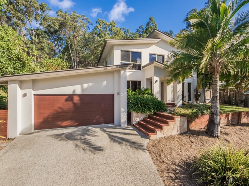 8 Grove Creek Close, Reedy Creek QLD 4227