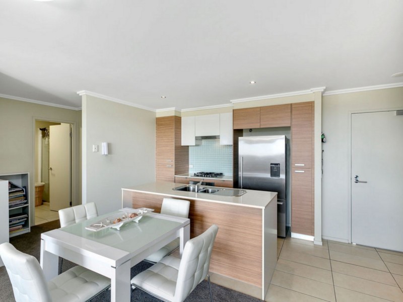 33 Willow/154 Musgrave Avenue, Southport QLD 4215