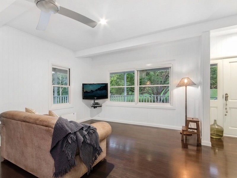 25 Dudgeon Drive, Tallebudgera QLD 4228