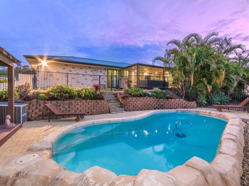 2 Rustyplum Court, Reedy Creek QLD 4227