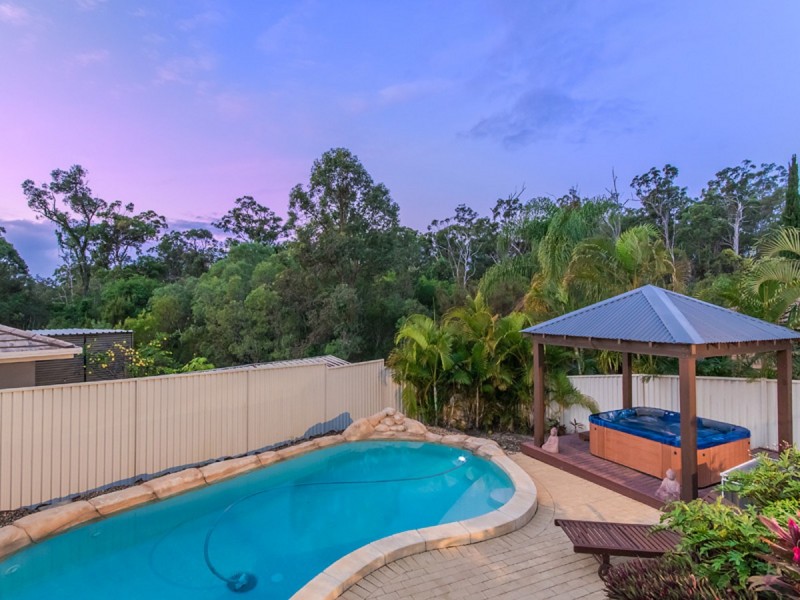 2 Rustyplum Court, Reedy Creek QLD 4227