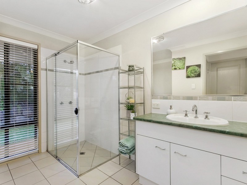 2 Rustyplum Court, Reedy Creek QLD 4227