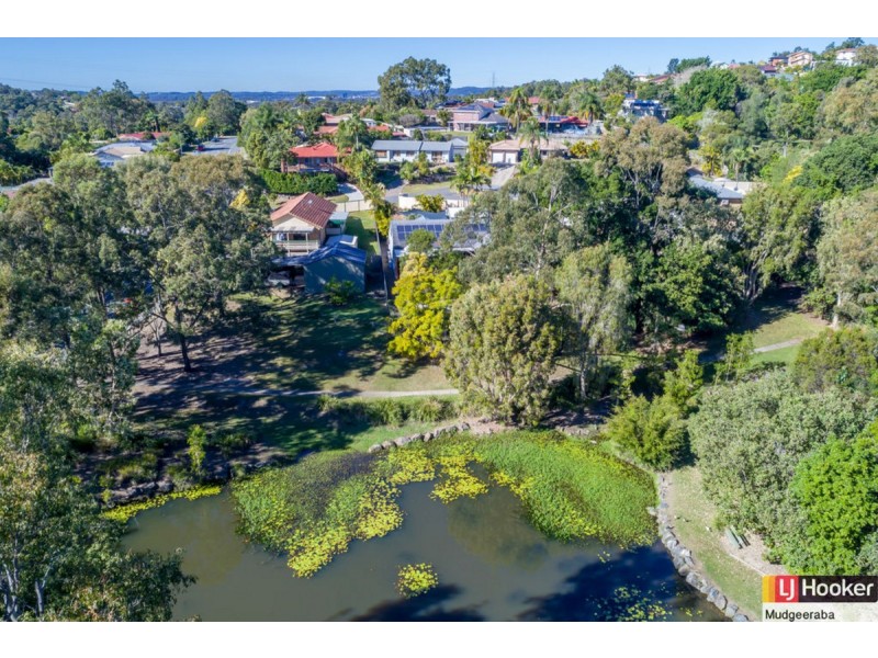 3 Garvie Place, Highland Park QLD 4211