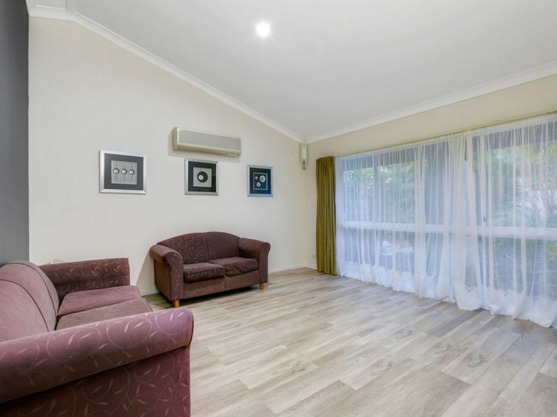 3 Garvie Place, Highland Park QLD 4211