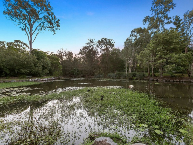 3 Garvie Place, Highland Park QLD 4211
