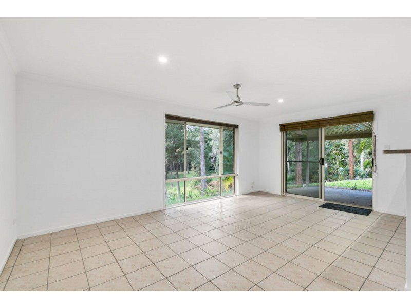 19-21 The Oval Drive, Mount Nathan QLD 4211