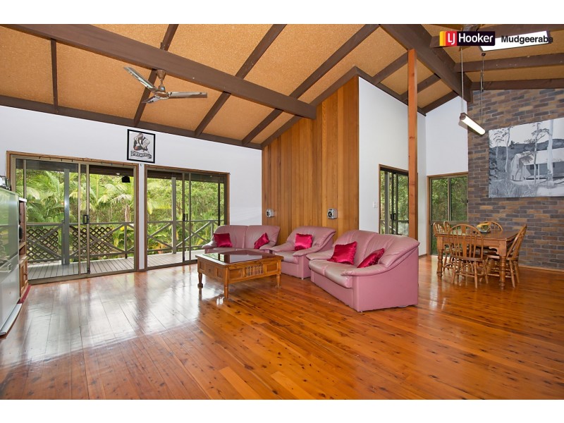 87 Wallaby Drive, Mudgeeraba QLD 4213