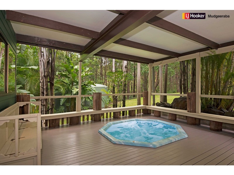 87 Wallaby Drive, Mudgeeraba QLD 4213