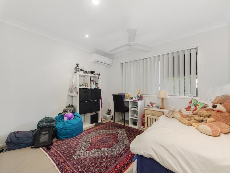 11 Peregrine Street, Reedy Creek QLD 4227