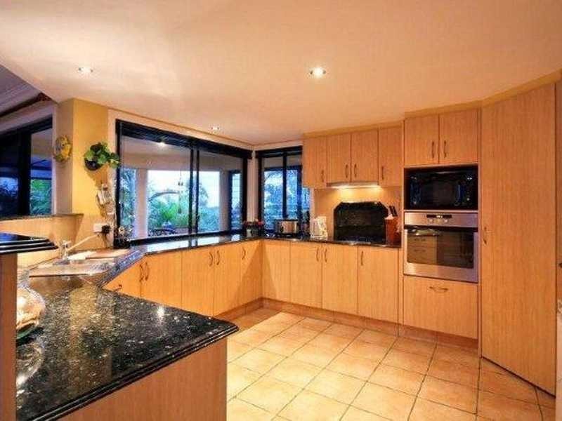 120 Strawberry Rd, Mudgeeraba QLD 4213