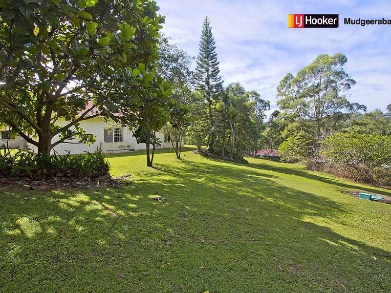 6 Saunders Drive, Bonogin QLD 4213