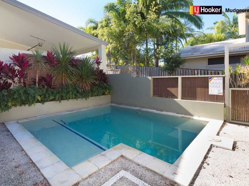 25 Grenaside Court, Robina QLD 4226