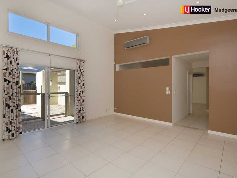 25 Grenaside Court, Robina QLD 4226