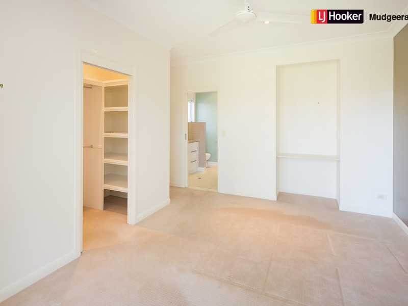 25 Grenaside Court, Robina QLD 4226