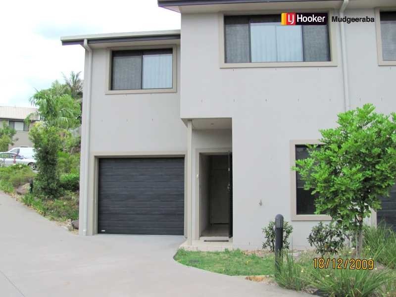 3/15 Ancona St, Carrara QLD 4211