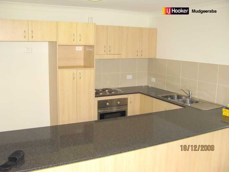 3/15 Ancona St, Carrara QLD 4211