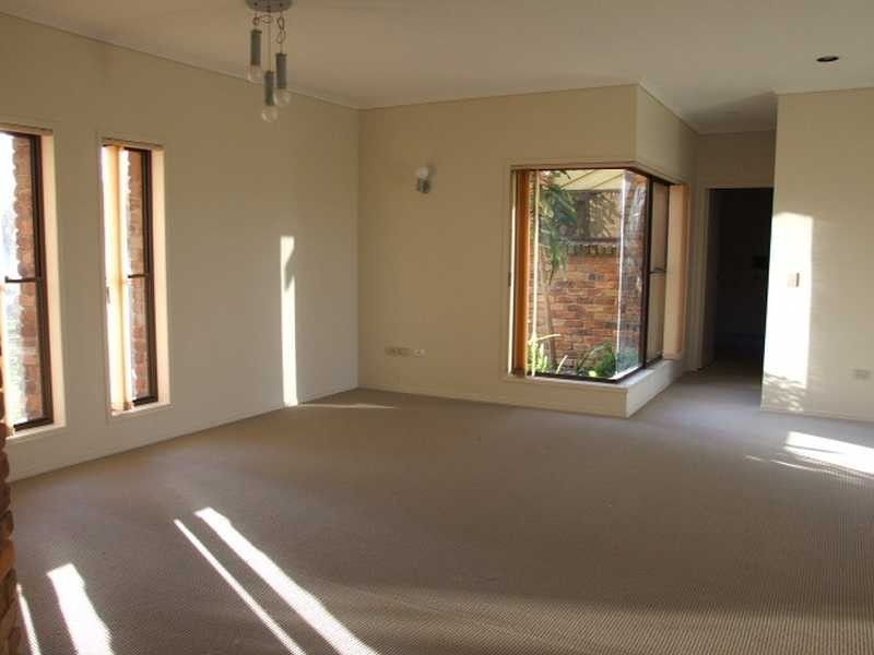 34 Tallai Road, Tallai QLD 4213