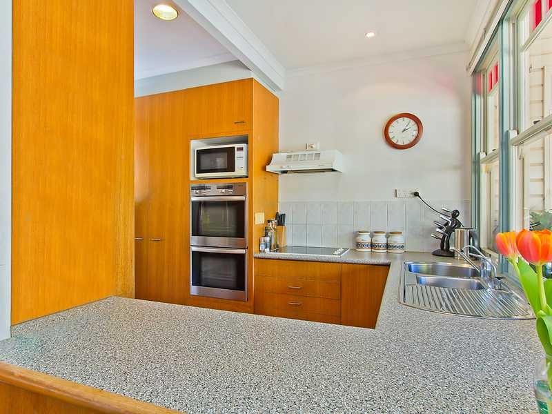 4 Princess Place, Tallai QLD 4213