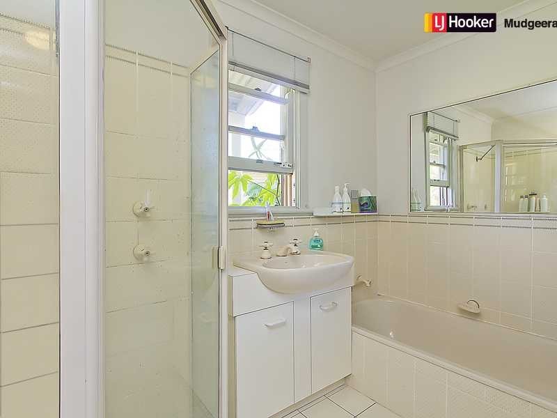 4 Princess Place, Tallai QLD 4213