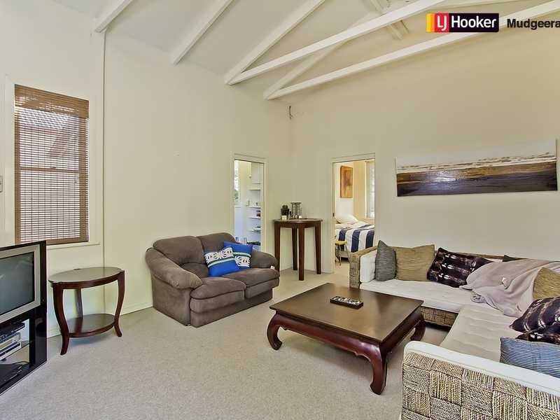 4 Princess Place, Tallai QLD 4213