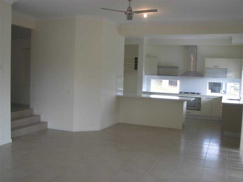 27 Culgoora Crs, Reedy Creek QLD 4227