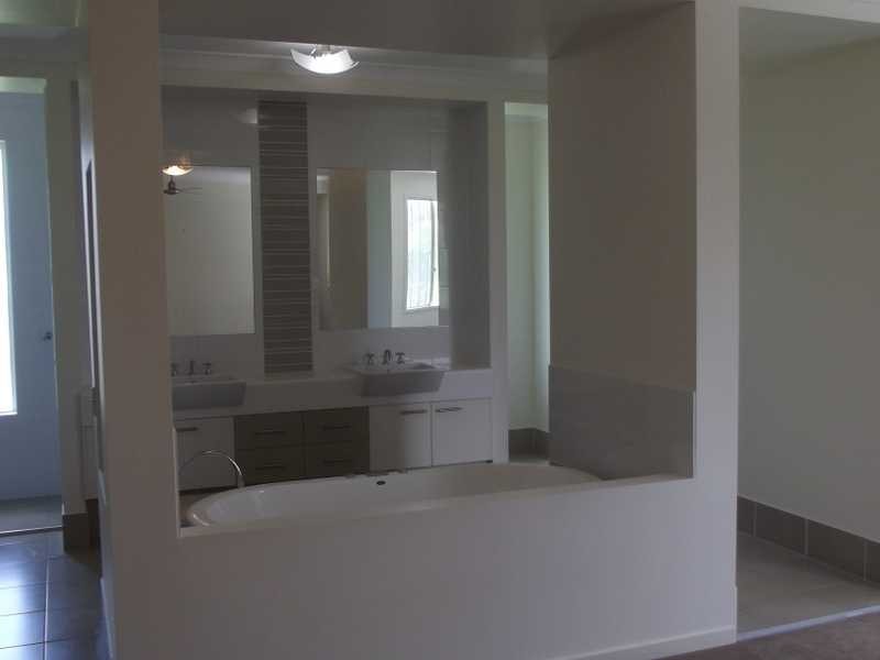 27 Culgoora Crs, Reedy Creek QLD 4227