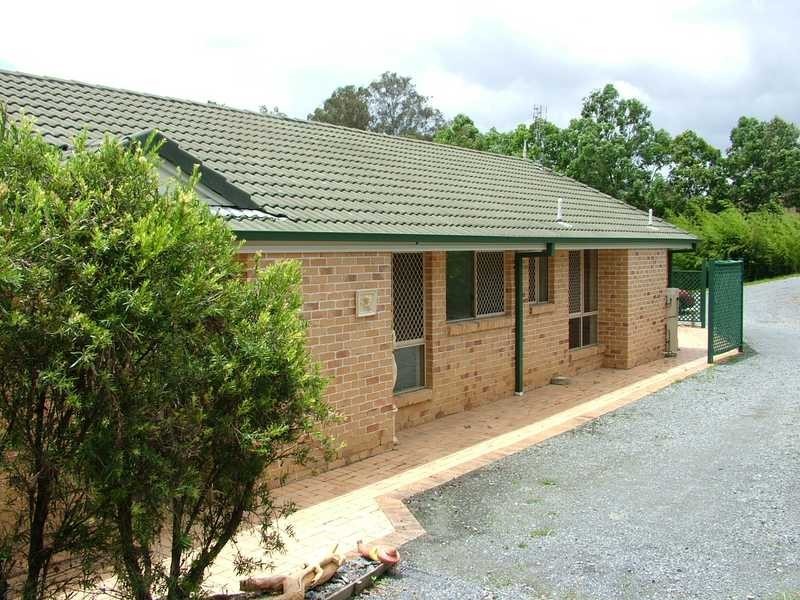 2 Birdlife Court, Nerang QLD 4211