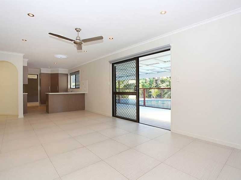 5 Princess Place, Tallai QLD 4213