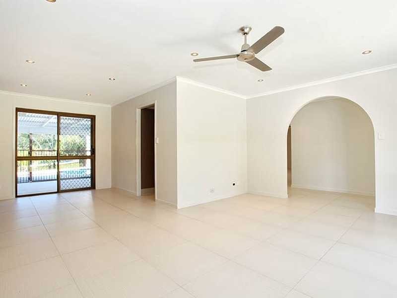 5 Princess Place, Tallai QLD 4213