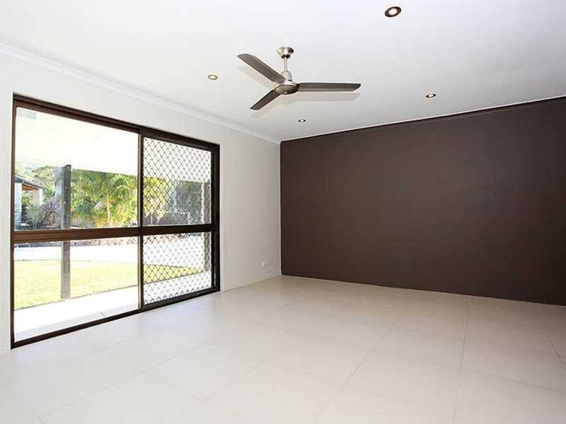 5 Princess Place, Tallai QLD 4213