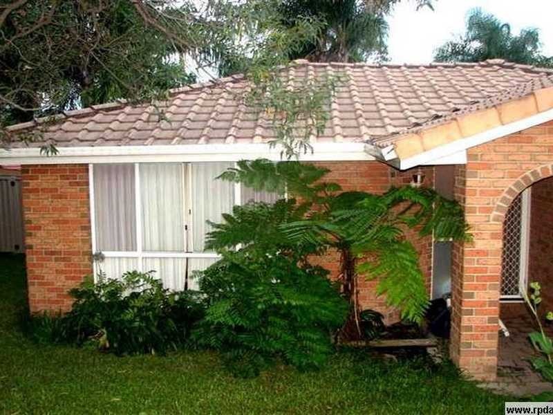 10 Dearne Place, Carrara QLD 4211