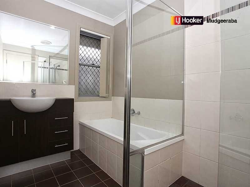 9 Antonson Crescent, Mudgeeraba QLD 4213