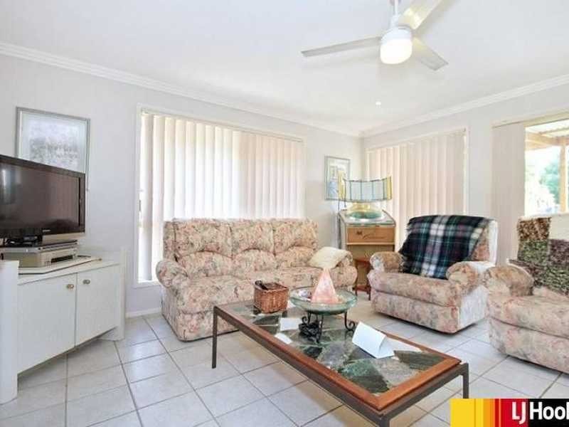 15 Glastonbury Dr, Mudgeeraba QLD 4213