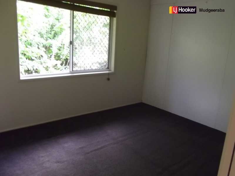 10 Dearne Place, Carrara QLD 4211