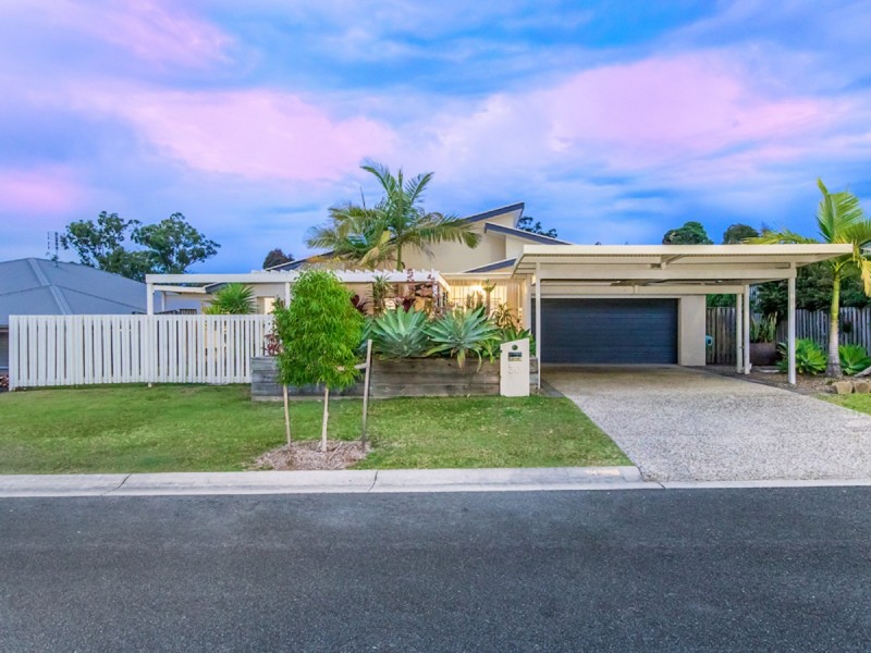 30 Willow Tree Drive, Reedy Creek QLD 4227