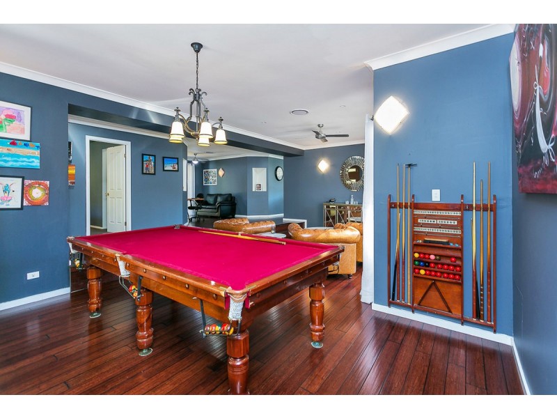 1 Basswood Court, Bonogin QLD 4213