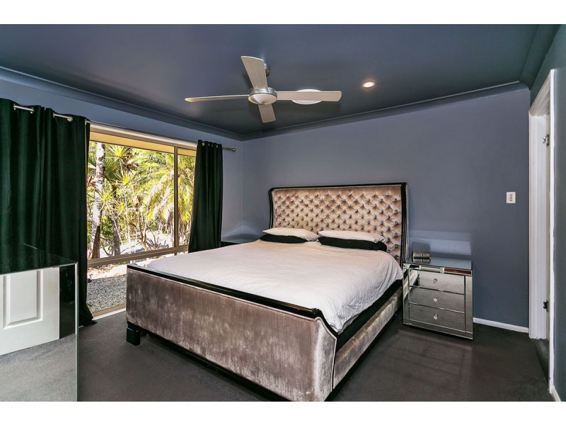 1 Basswood Court, Bonogin QLD 4213