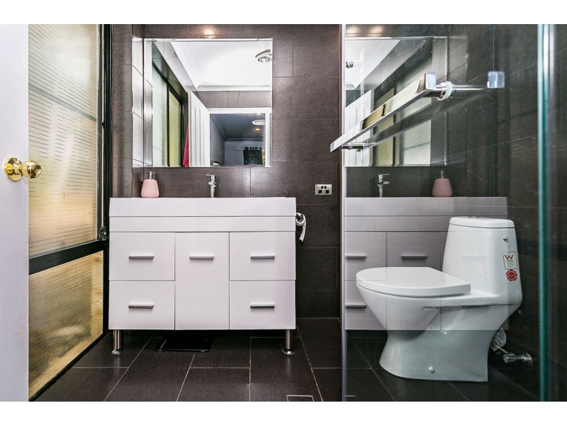 1 Basswood Court, Bonogin QLD 4213