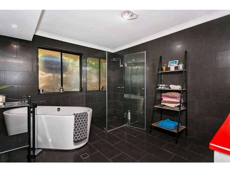 1 Basswood Court, Bonogin QLD 4213